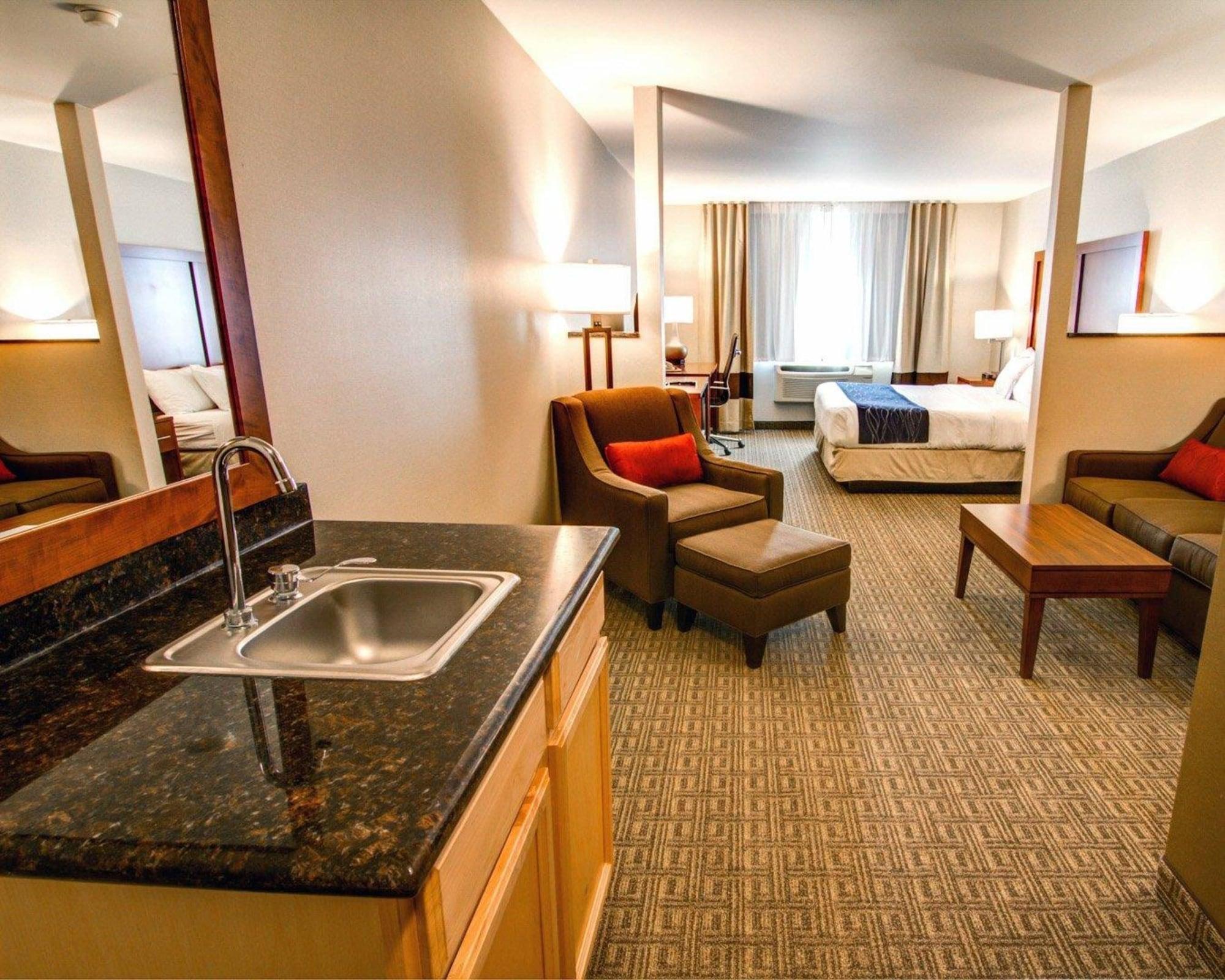 Comfort Inn & Suites Murrieta Temecula Wine Country Exterior foto