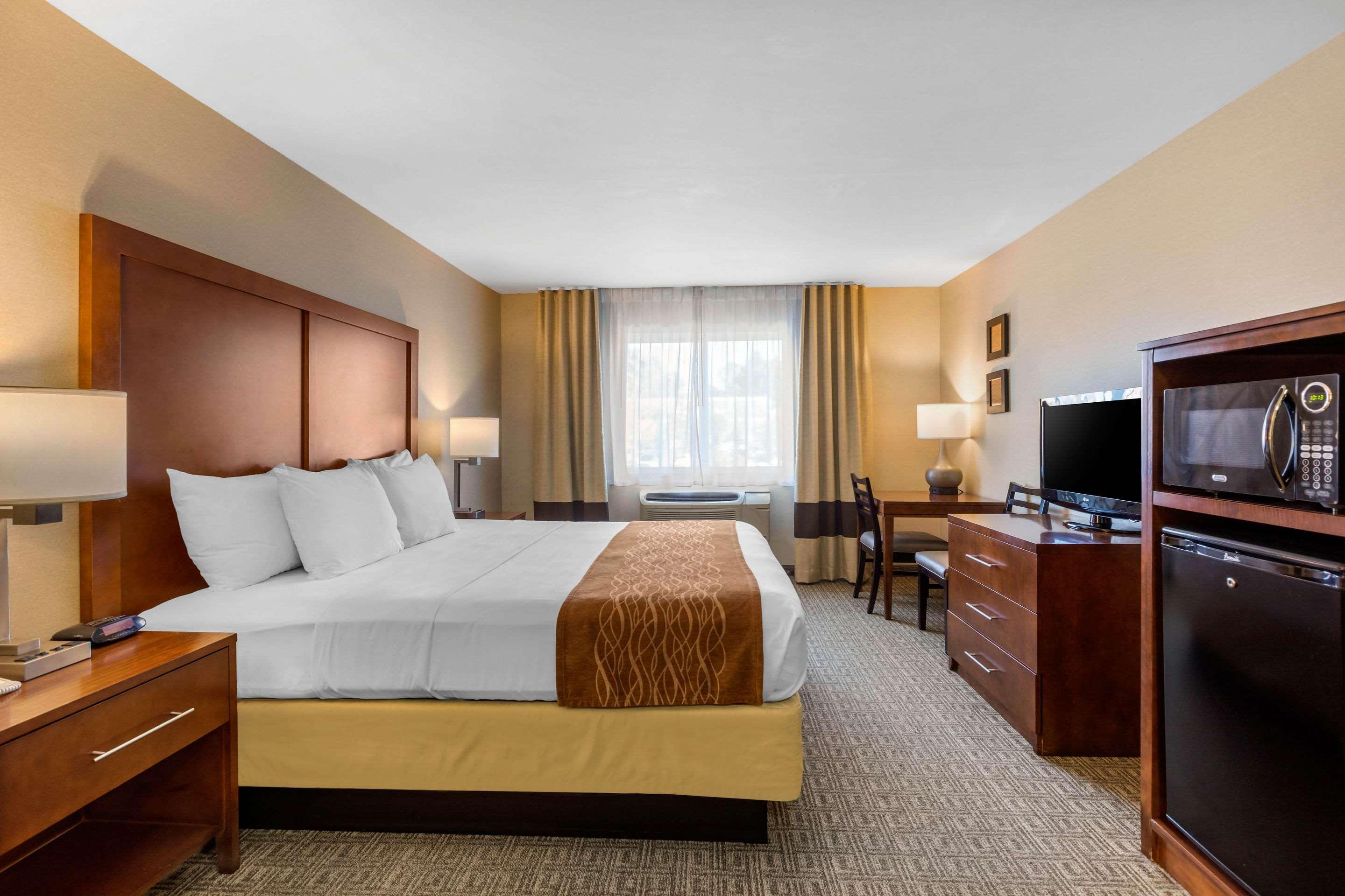 Comfort Inn & Suites Murrieta Temecula Wine Country Exterior foto