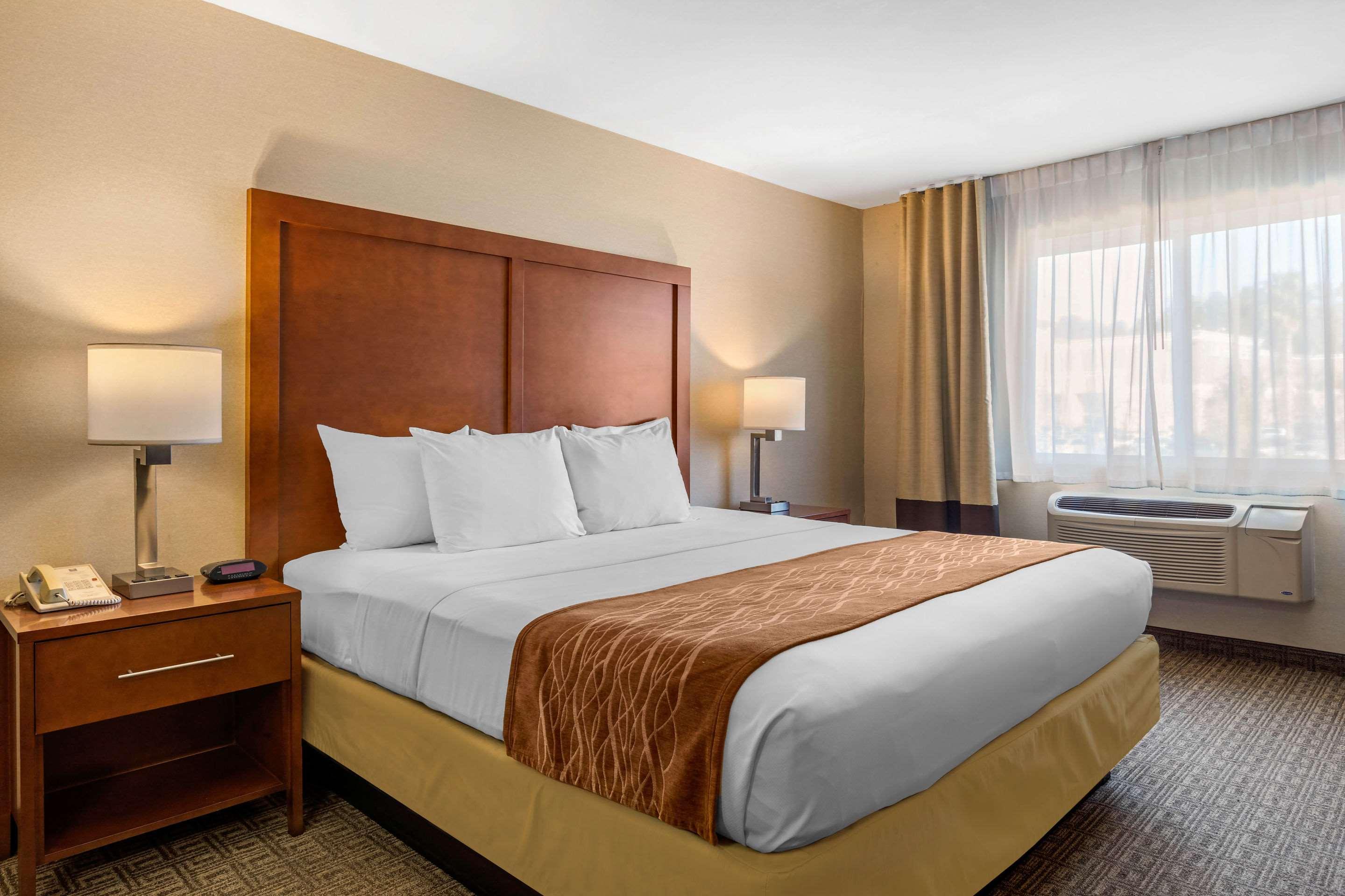 Comfort Inn & Suites Murrieta Temecula Wine Country Exterior foto