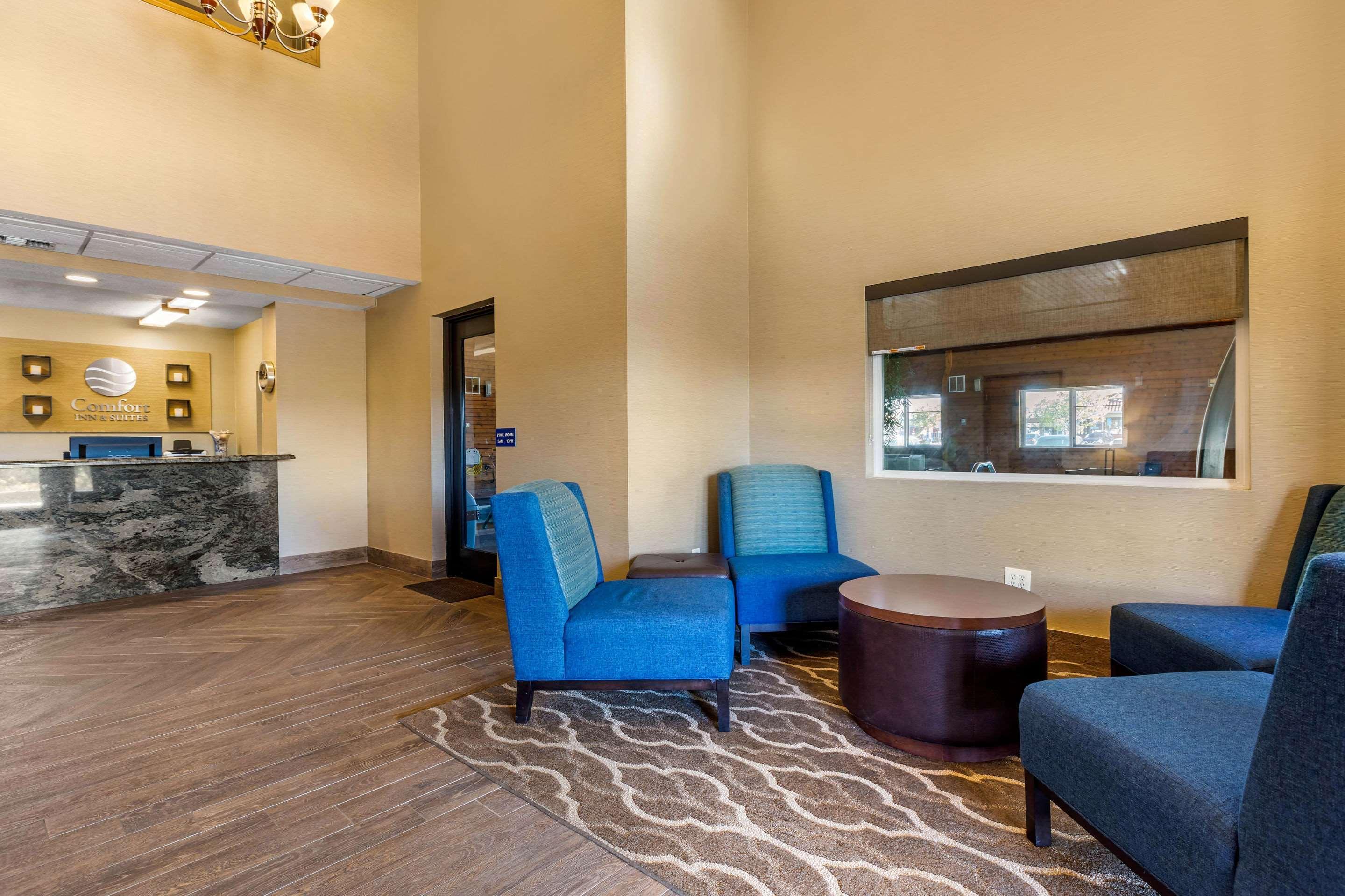 Comfort Inn & Suites Murrieta Temecula Wine Country Exterior foto